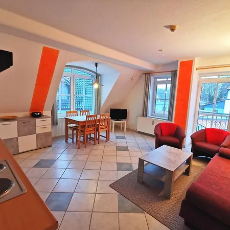 Unsere Gemuetliche Perle Mit Balkon Im Bernsteinhaus - 5 - Apartamento Zingst